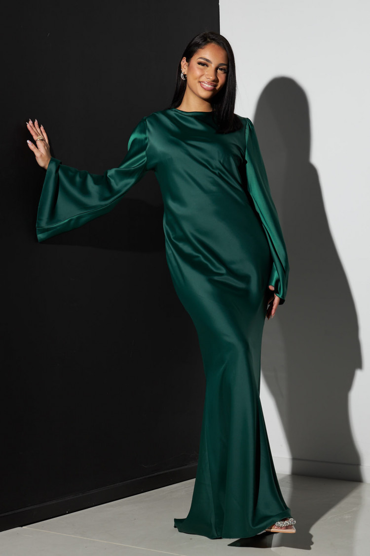 Robe longue satinée verte