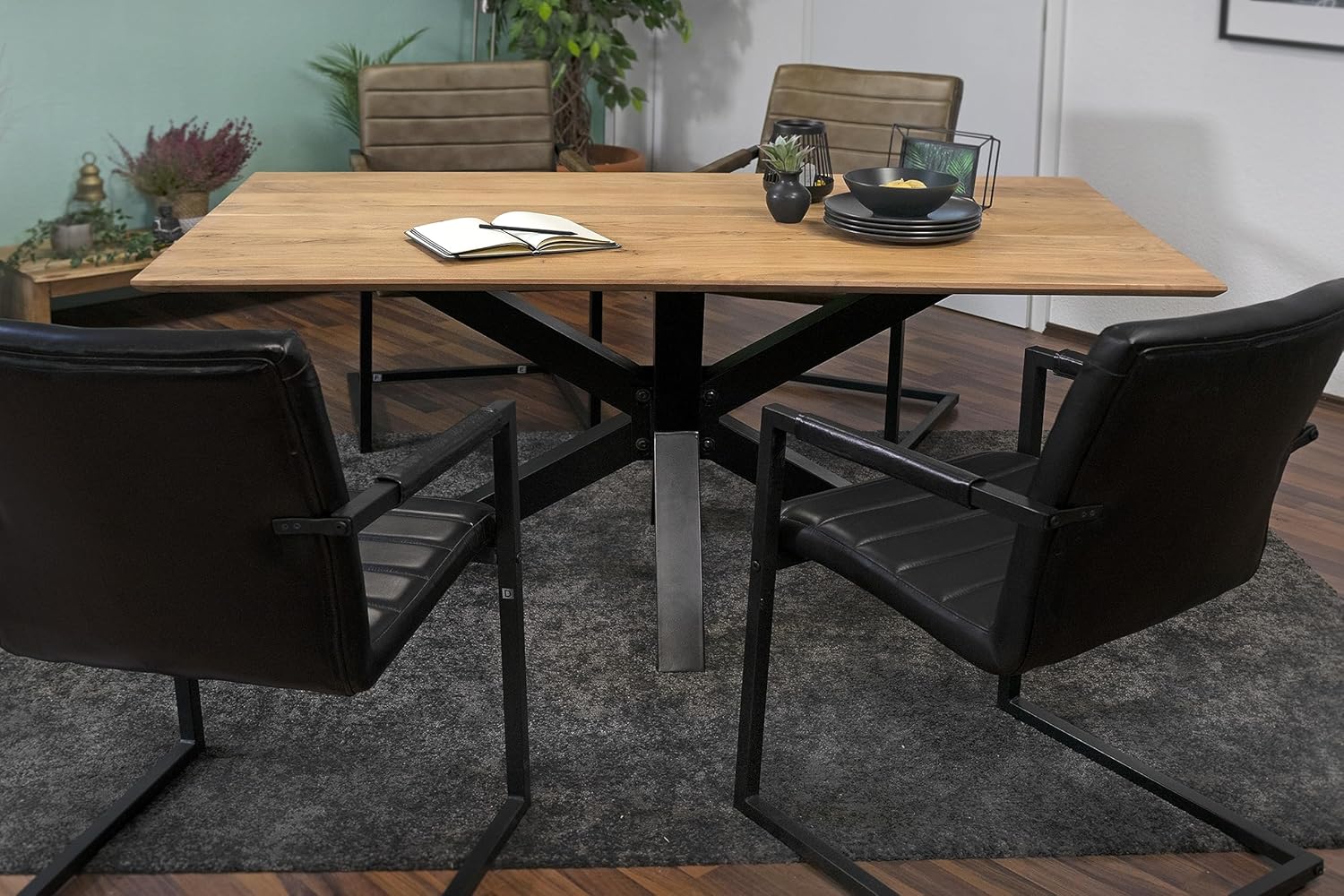 SAM Esstisch 120x80 cm Abby, Akazienholz massiv + naturfarben, Esszimmertisch mit Schweizer Kante, Spider-Metallgestell Schwarz, massiver Holztisch, Tischplatte 26mm