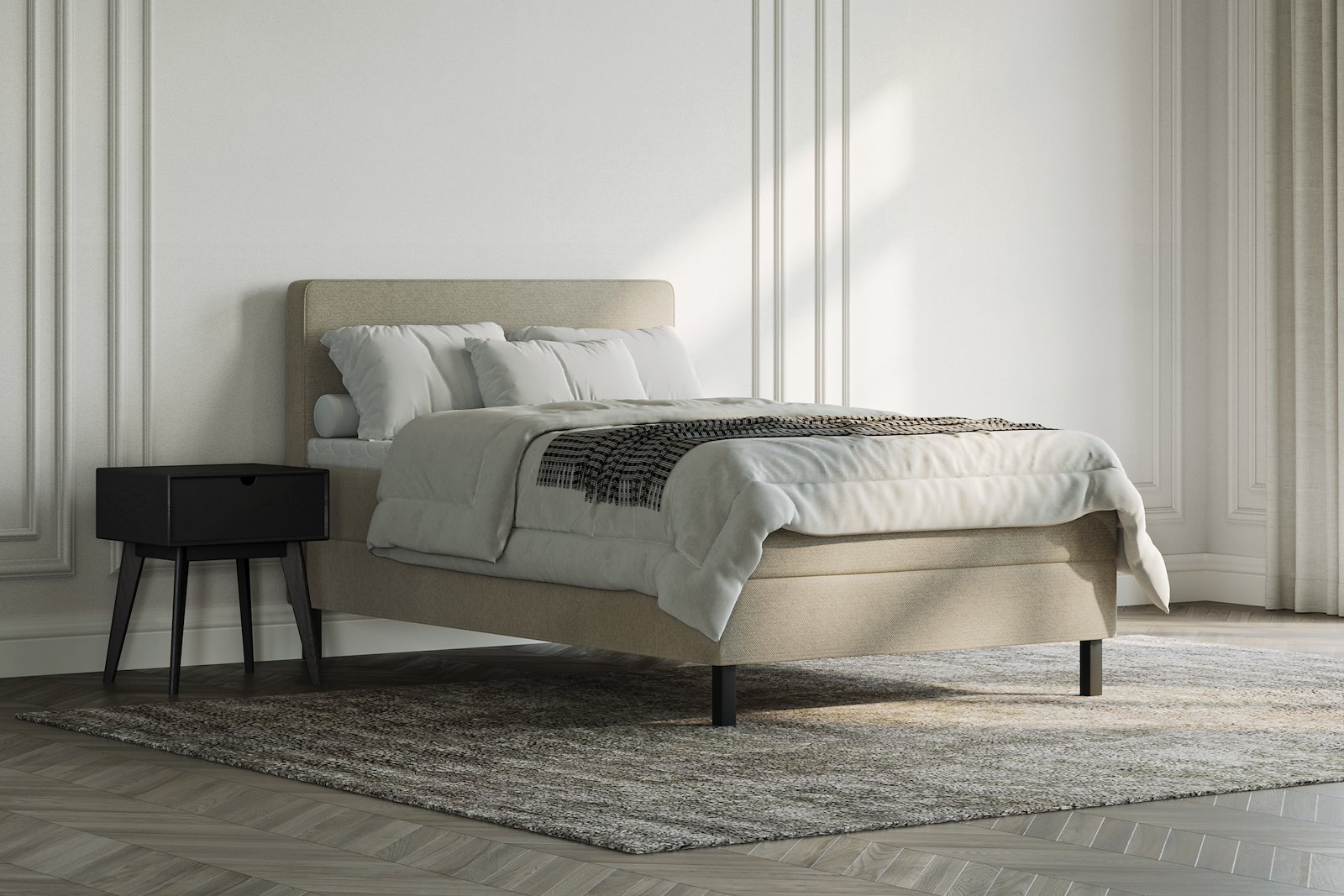 Copenhagen kontinentalseng 120x200 cm Tekstil Mito 05 beige. Medium, med copenhagen latex overmadrass og sorte firkantet ben, gavl selges separate.