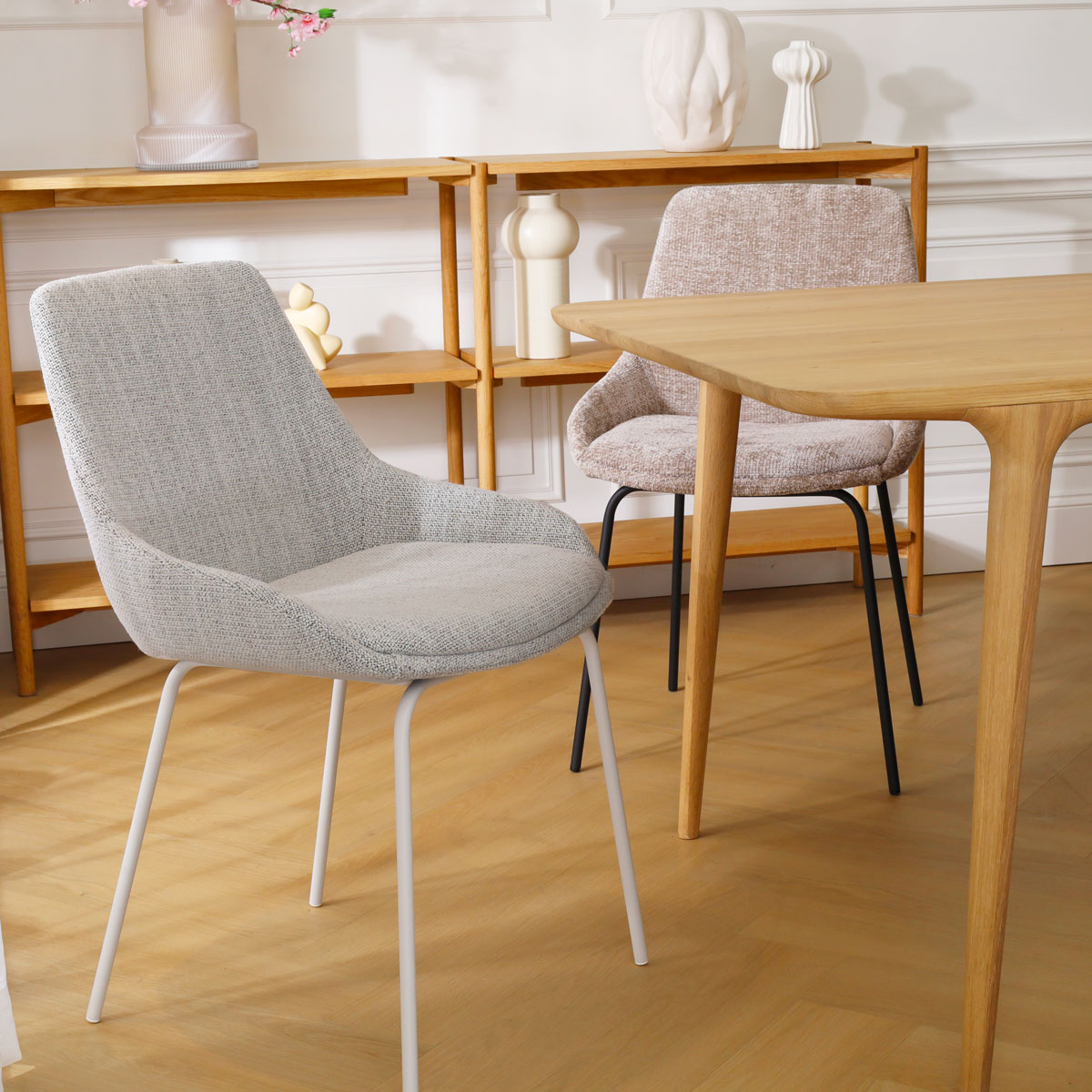 Eetkamerstoel Nora-Isa beige gemêleerd - wit onderstel
