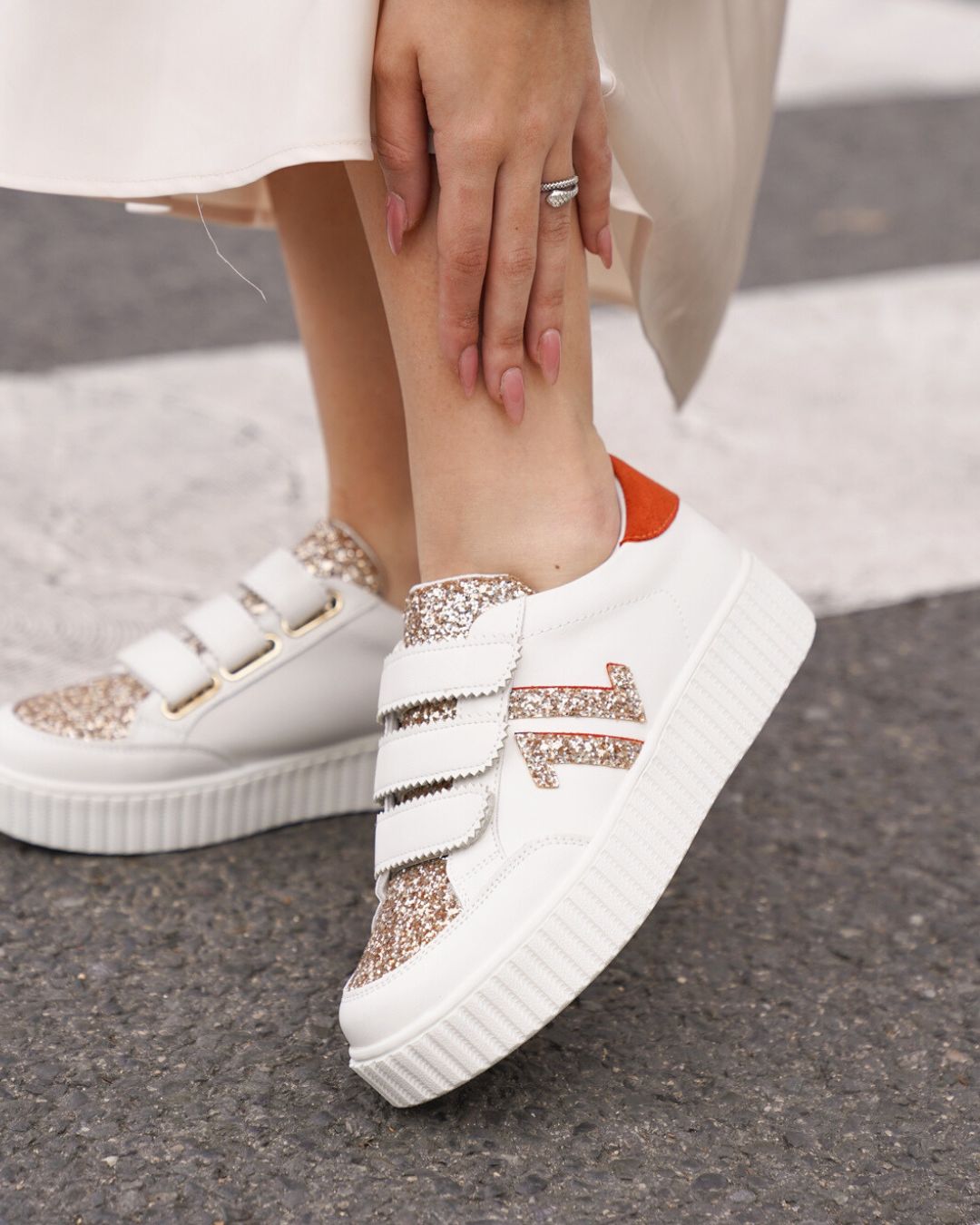 Basket femme blanche creepers à scratch - CL73 ORANGE