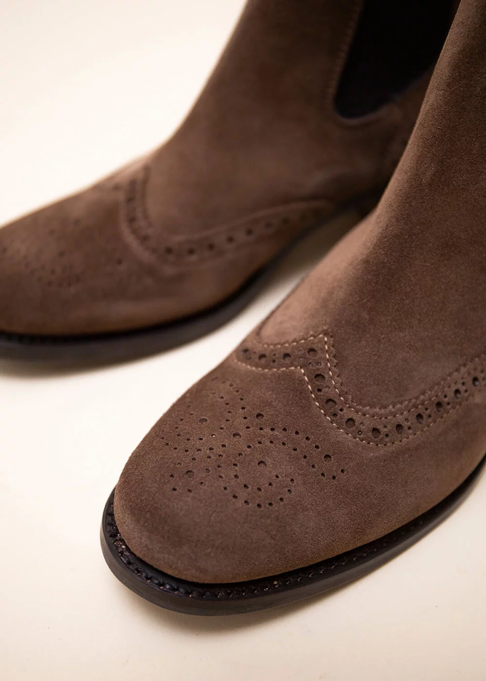 H WING TIP CHELSEA CUIR VELOURS MARRON