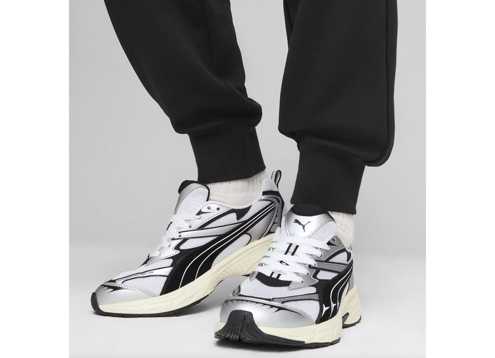 Morphic retro blanc noir