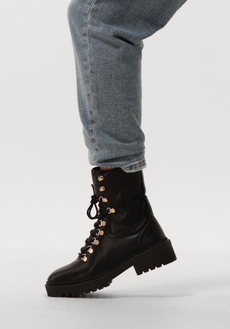 zwarte blasz chelsea boots mountain