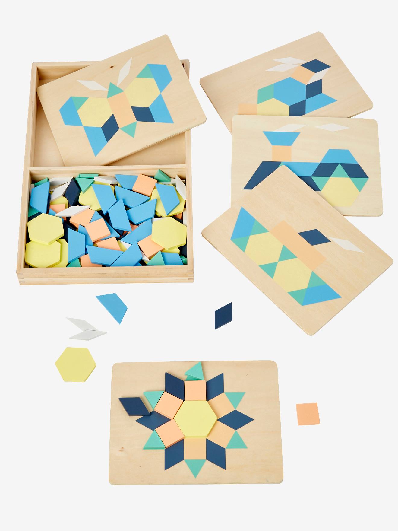 tangram de madeira multicolorido