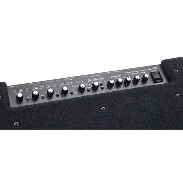 Roland KC-990