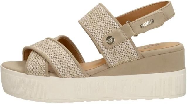 Mustang Shoes Sandaaltjes zomerschoen sandaal wig hak met lichte plateau