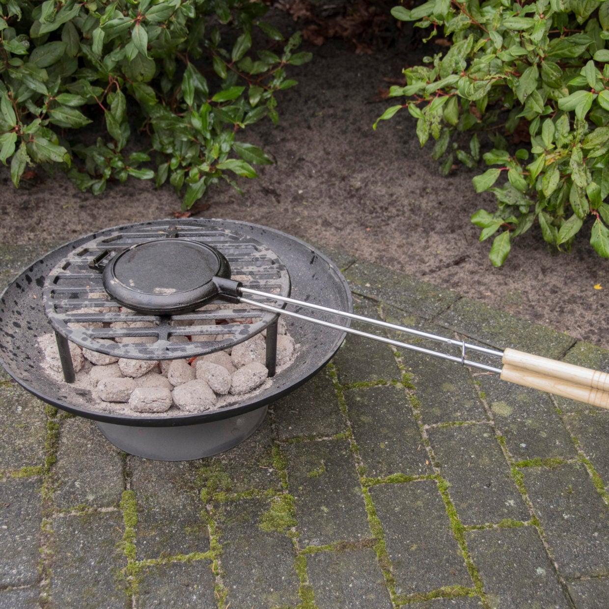 Esschert Design wafelijzer Fancy Flames 17,5 x 5,3 x 82 cm