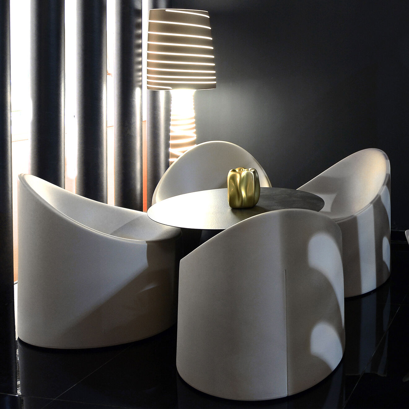Serralunga Fauteuil bay  design par raffaella mangiarotti châtaigne - 65x70x65 cm