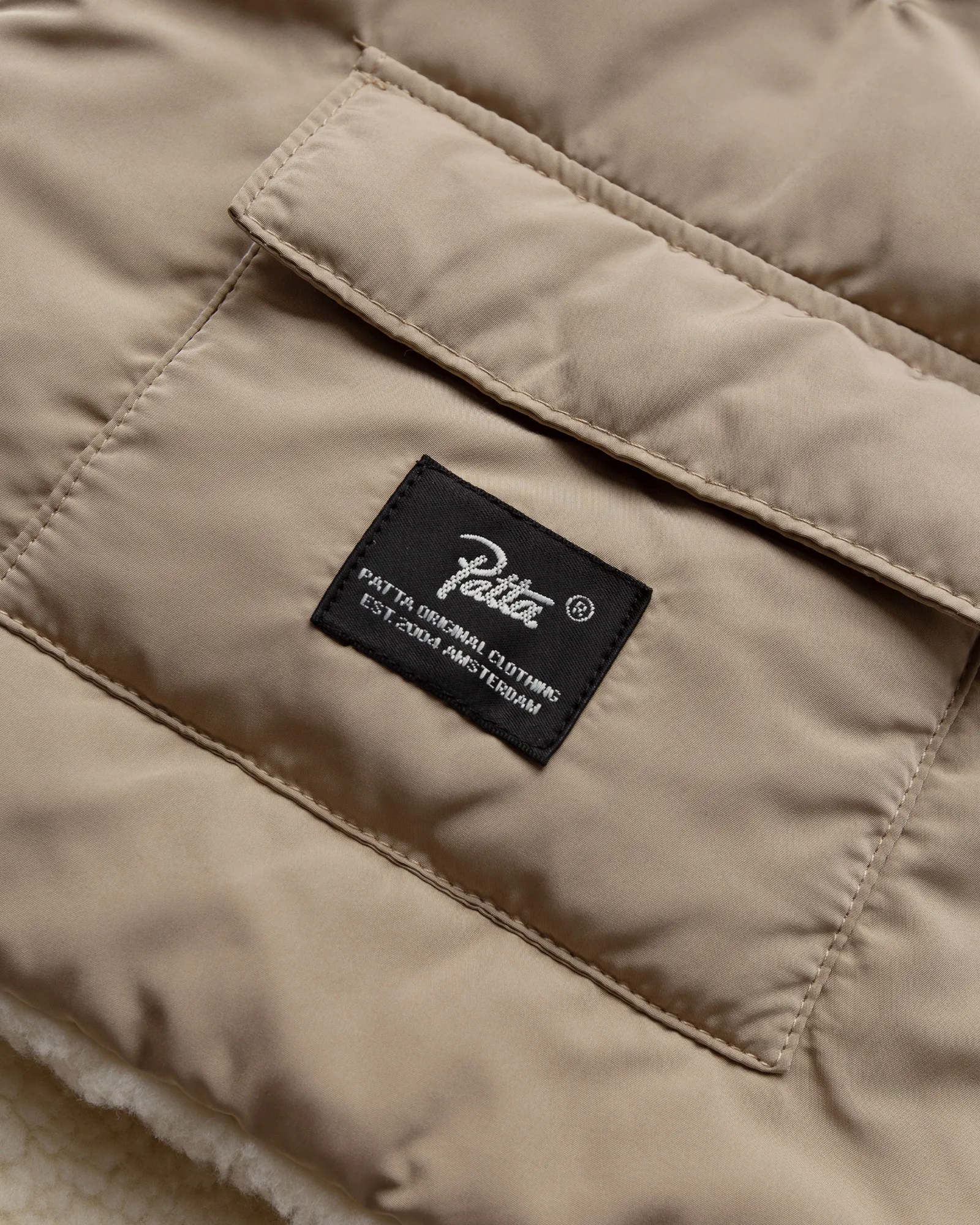 Cachecol reversível de lã sherpa PATTA