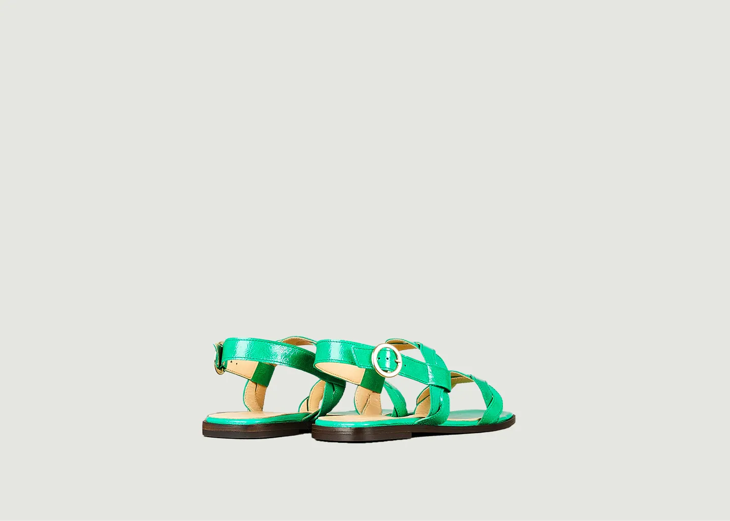 Sandale plate Rhea en cuir verni souple Tila March