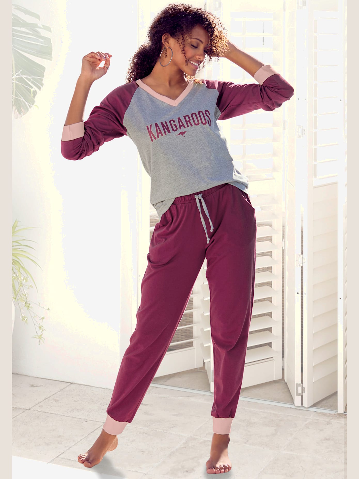 Pyjama au style universitaire