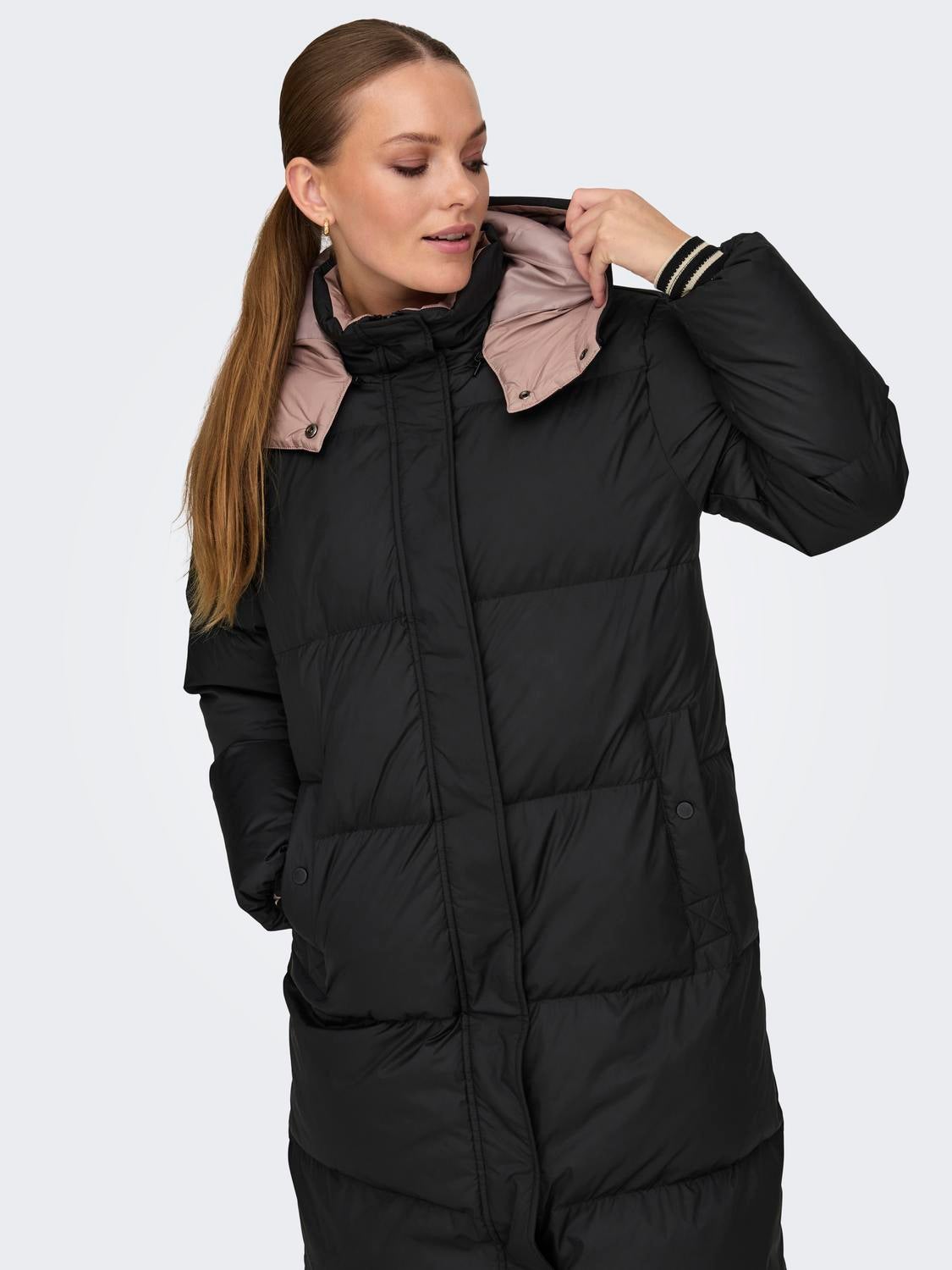 ONLVILMA Steppmantel Black