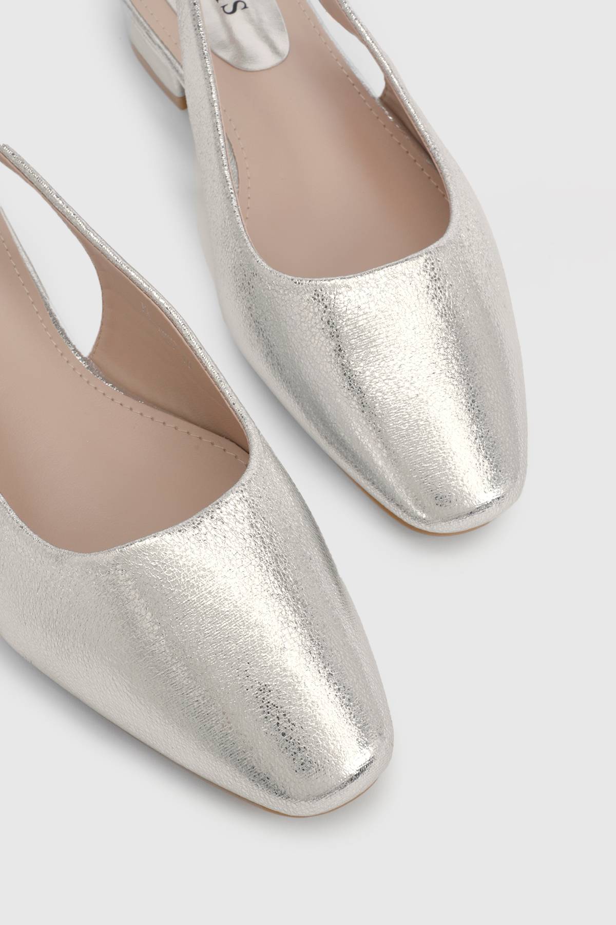 Oasis Chaussures Plates À Bride Arrière Millie En Synthétiquecuir Métallisé