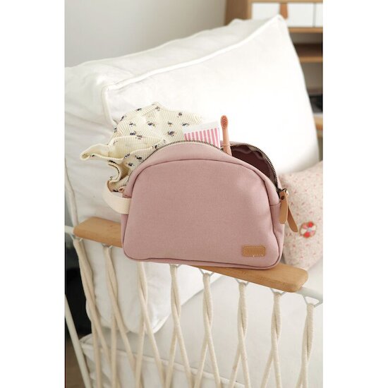 Trousse de toilette   Dusty Rose        de               Béaba