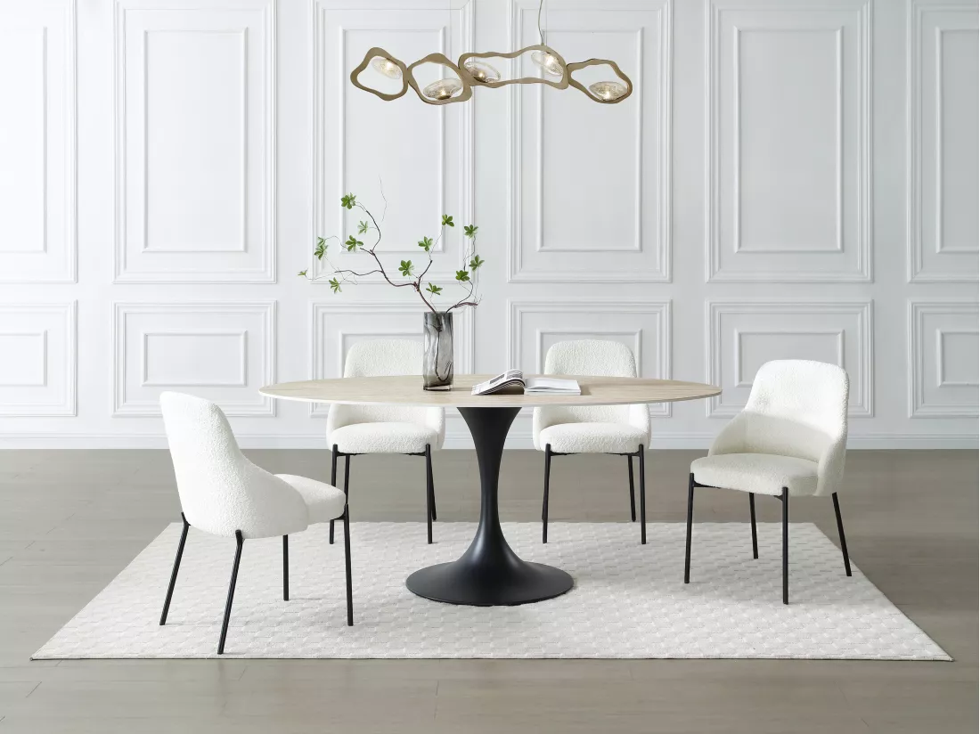 Table à manger 8 personnes en céramique et métal noir - Effet travertin beige - ELVA de Maison Céphy