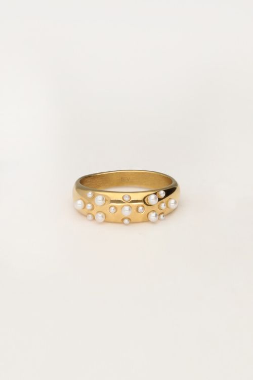 Ring met parels
