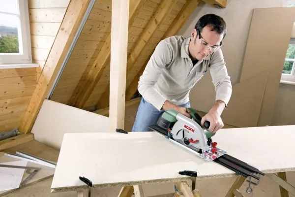 Bosch Rundsav M/føringsskinne PKS 66 AF, 1600W