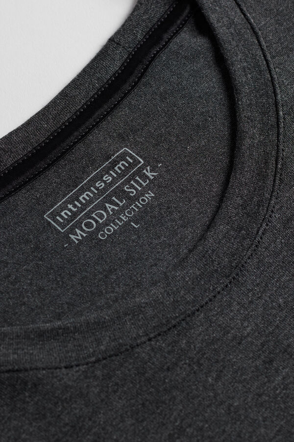 Camiseta de modal e seda