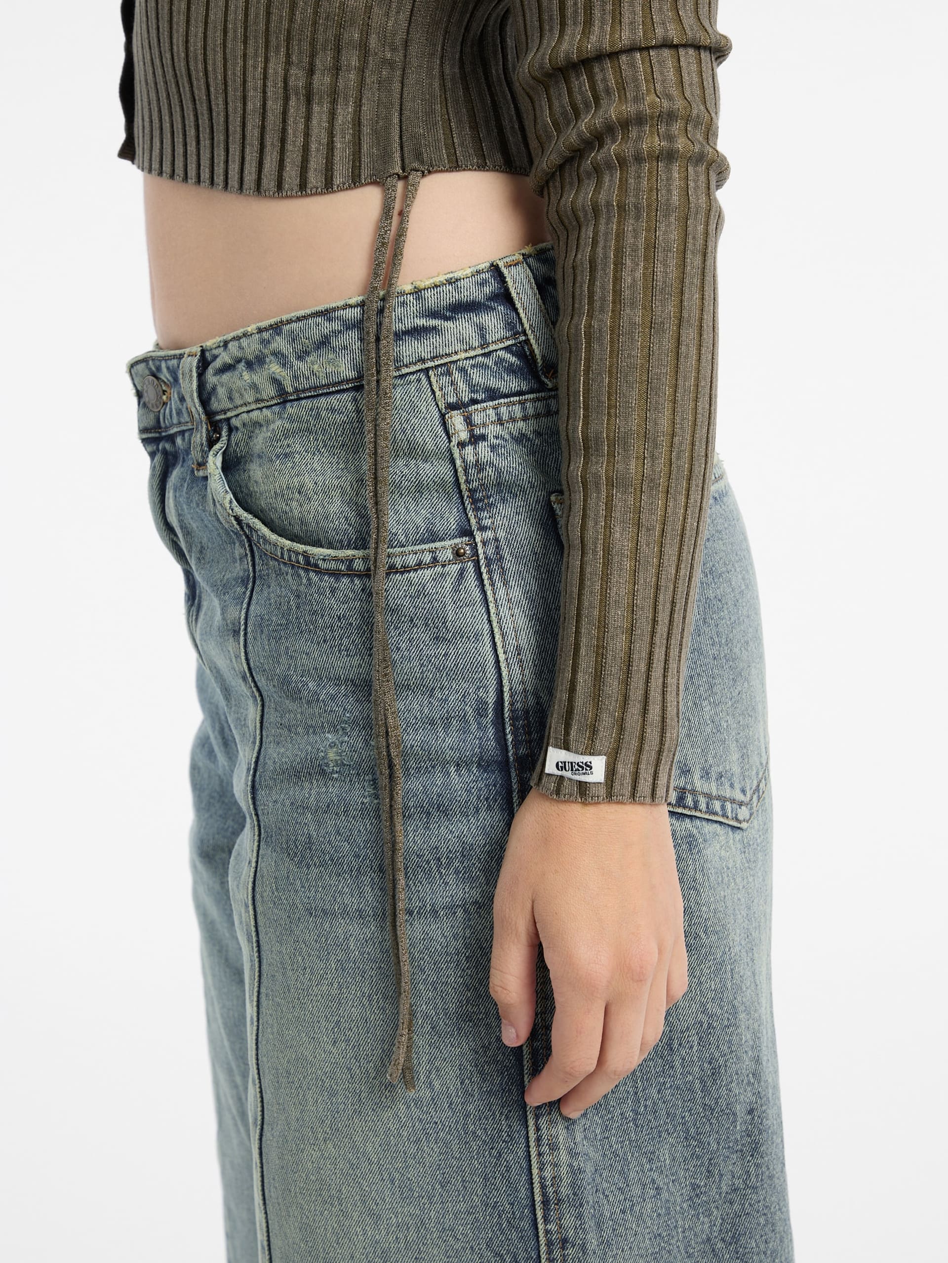 Cardigã Eco GUESS Originals com Gravata Franzida