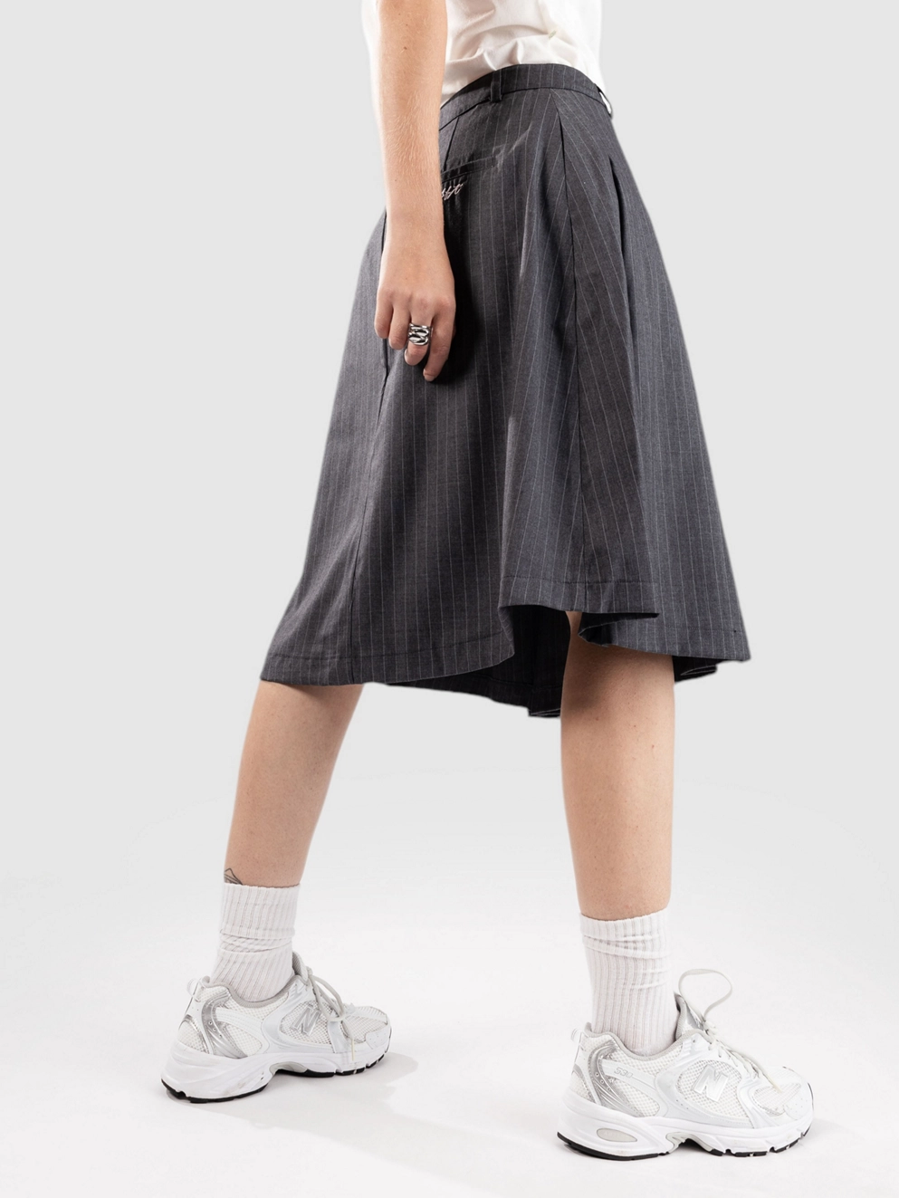 Misfit Shapes Aquarius Pleated Skirt charcoal stripe