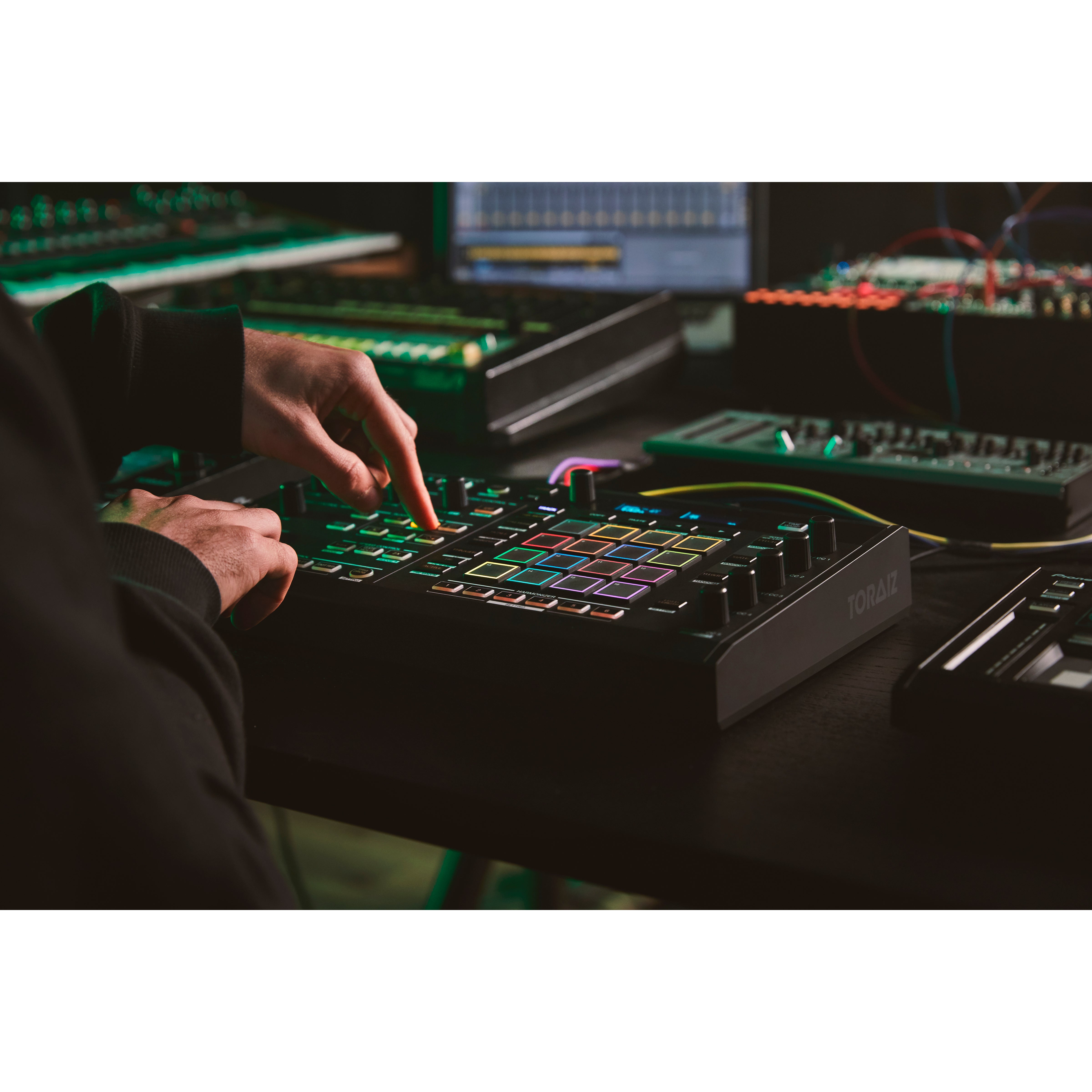 Pioneer DJ Toraiz Squid multitrack sequencer