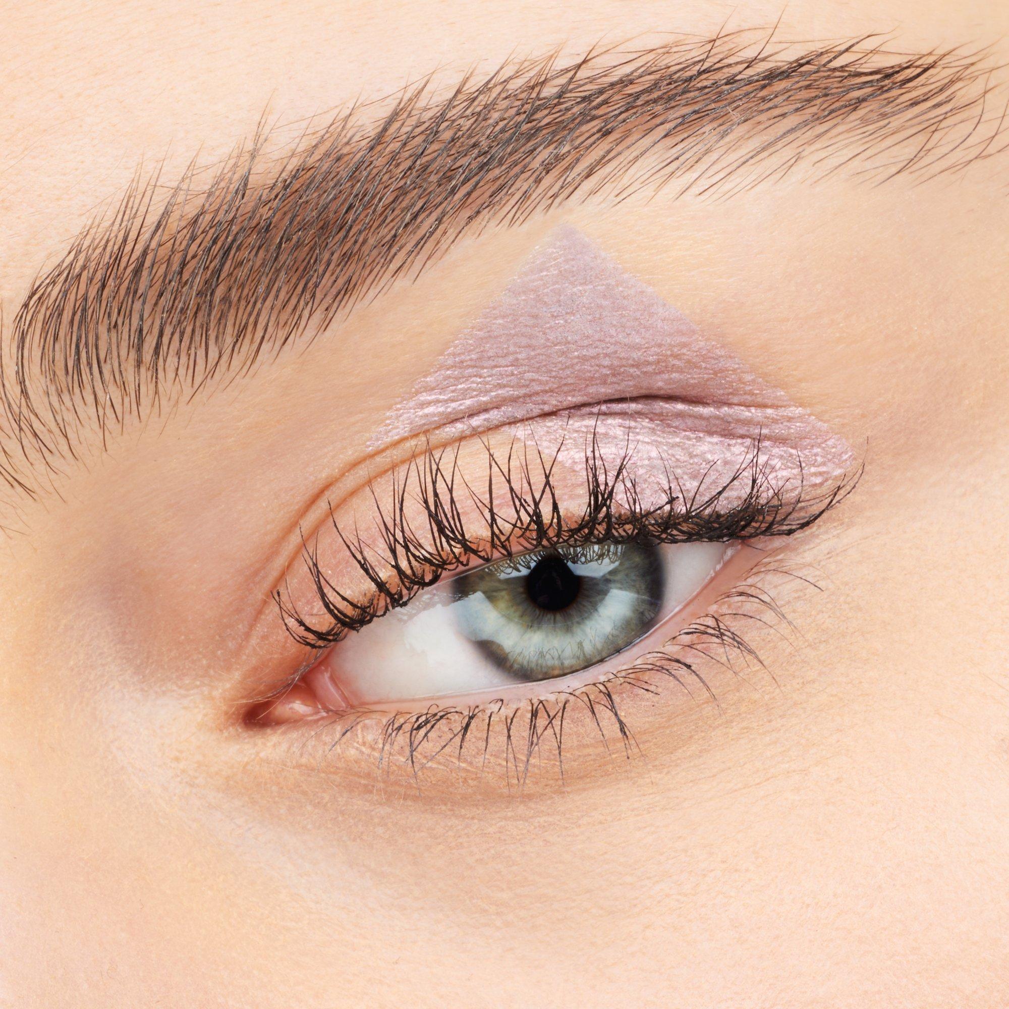 luminous EYE TINT liquid shadow