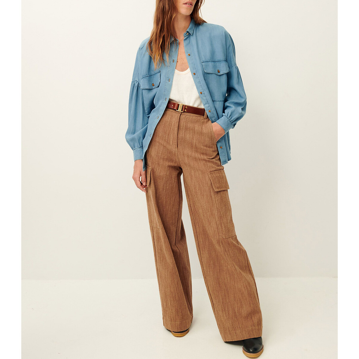SESSUN<br>Camisa com bolsos aplicados e mangas largas Botania
