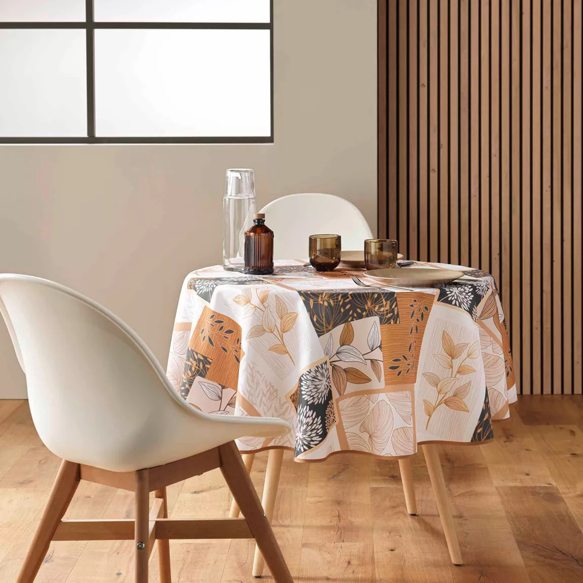 Nappe ronde anti tache (180 cm) Faya Multicolore