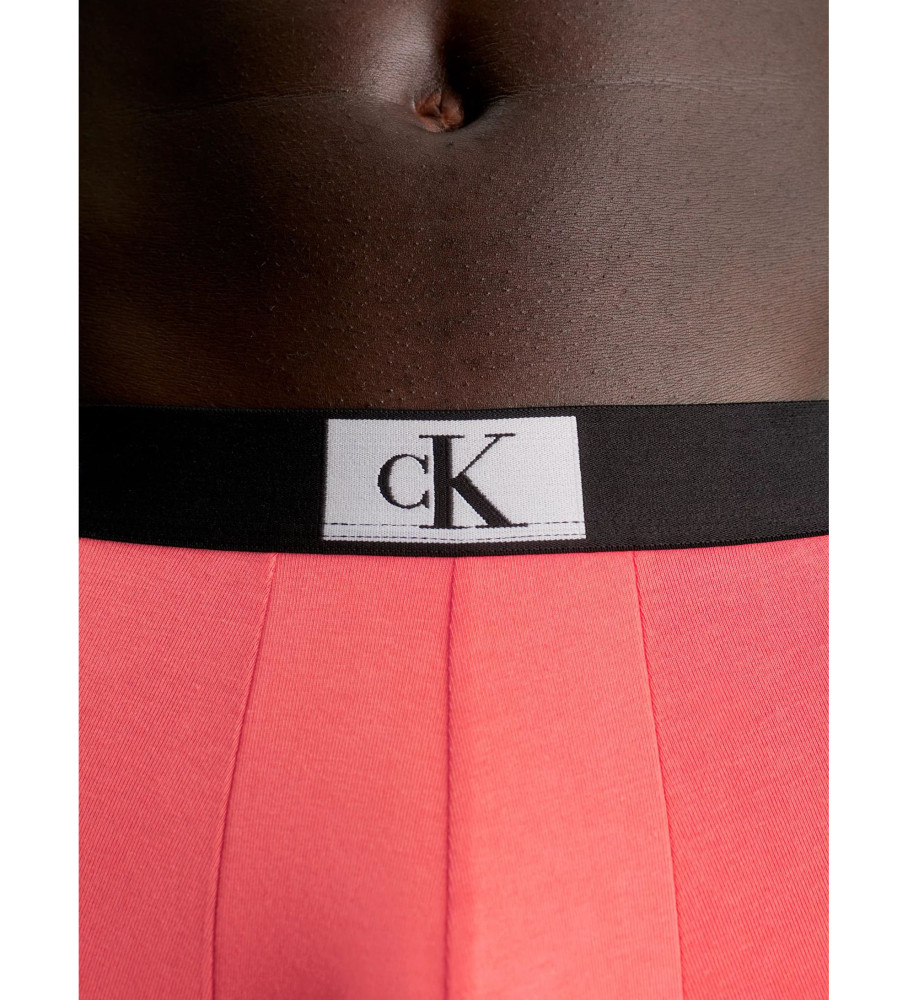 Pacote com 7 cuecas boxer Calvin Klein CK96 multicoloridas
