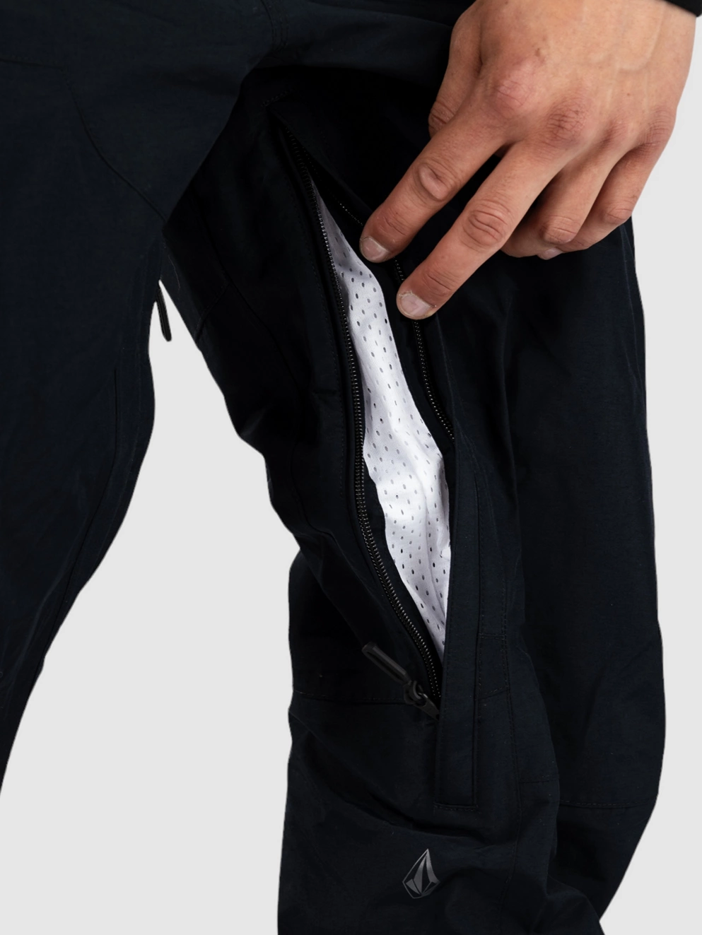 Volcom L Gore-Tex Pants black