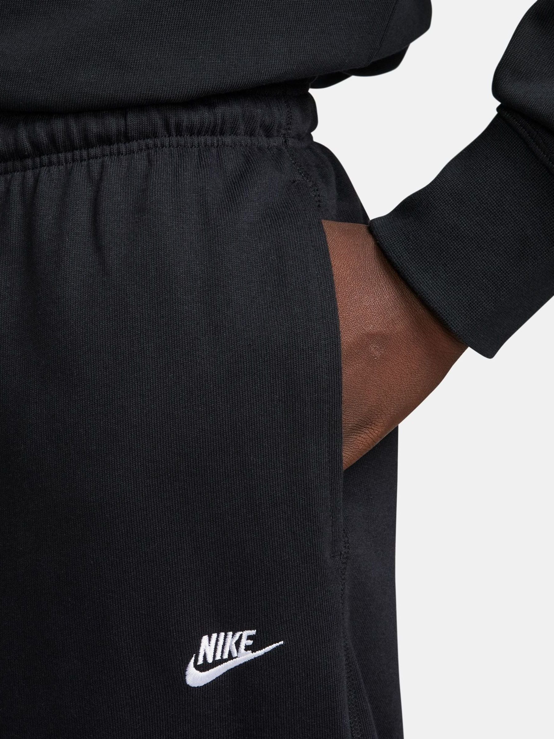 Zwart - Nike Sportkleding Club gebreide joggingbroek met open zoom van 100% katoen