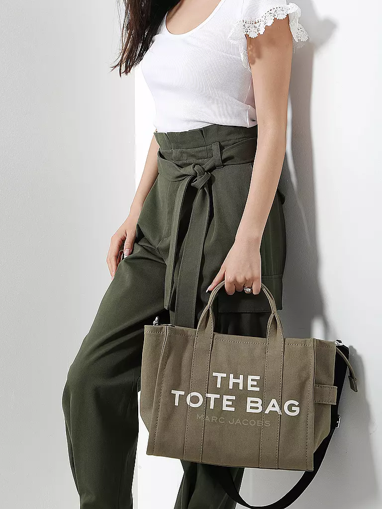 MARC JACOBS Tasche - Tote Bag THE MEDIUM TOTE CANVAS olive