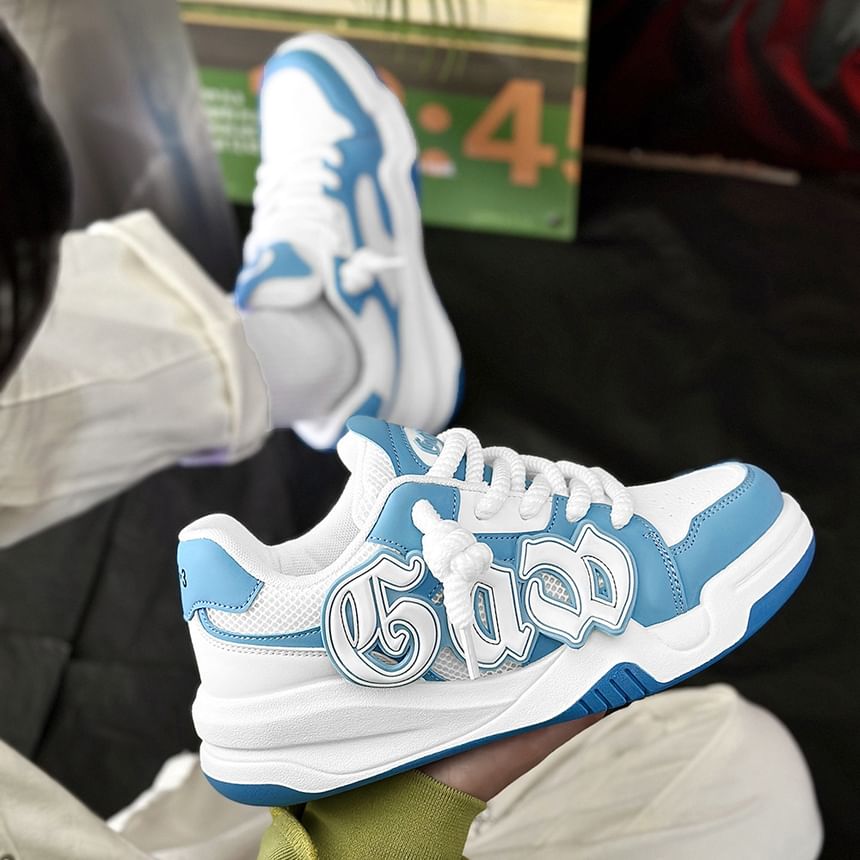 Tanzanite - Veterschoenen met mesh-paneel en letters