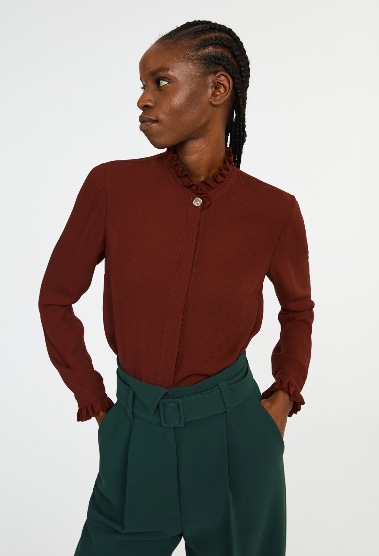 Pantalon tailleur ceinture