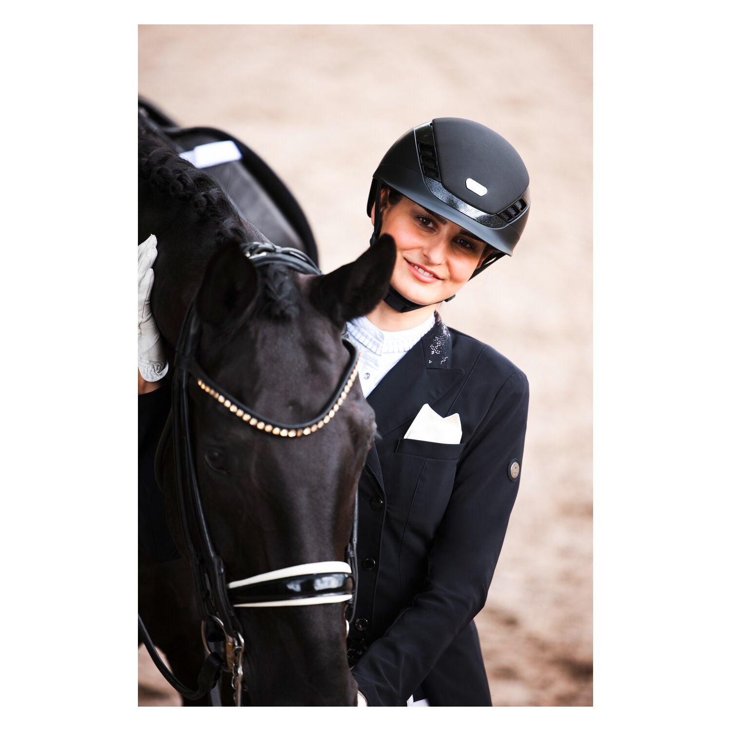 ABUS PIKEUR Reithelm AirLuxe Supreme  - black