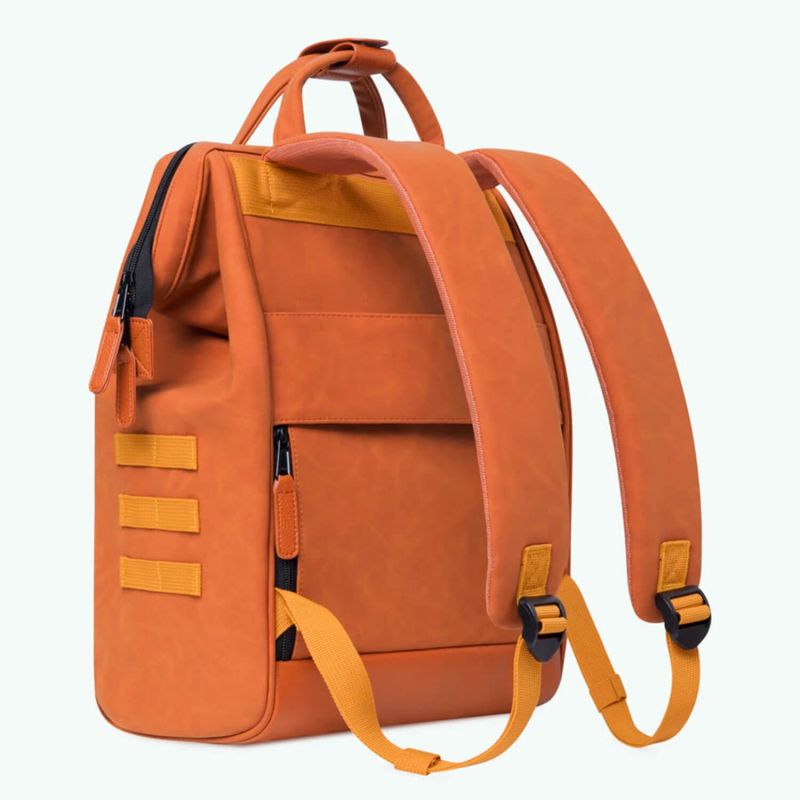 Sac à dos Adventurer Medium 23 litres + 2 grandes pochettes Tanta