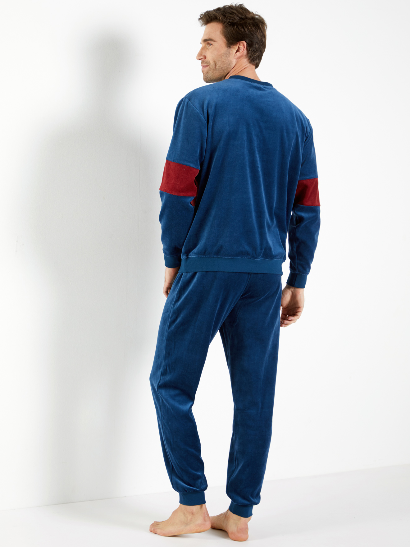 Pyjama forme jogging en velours