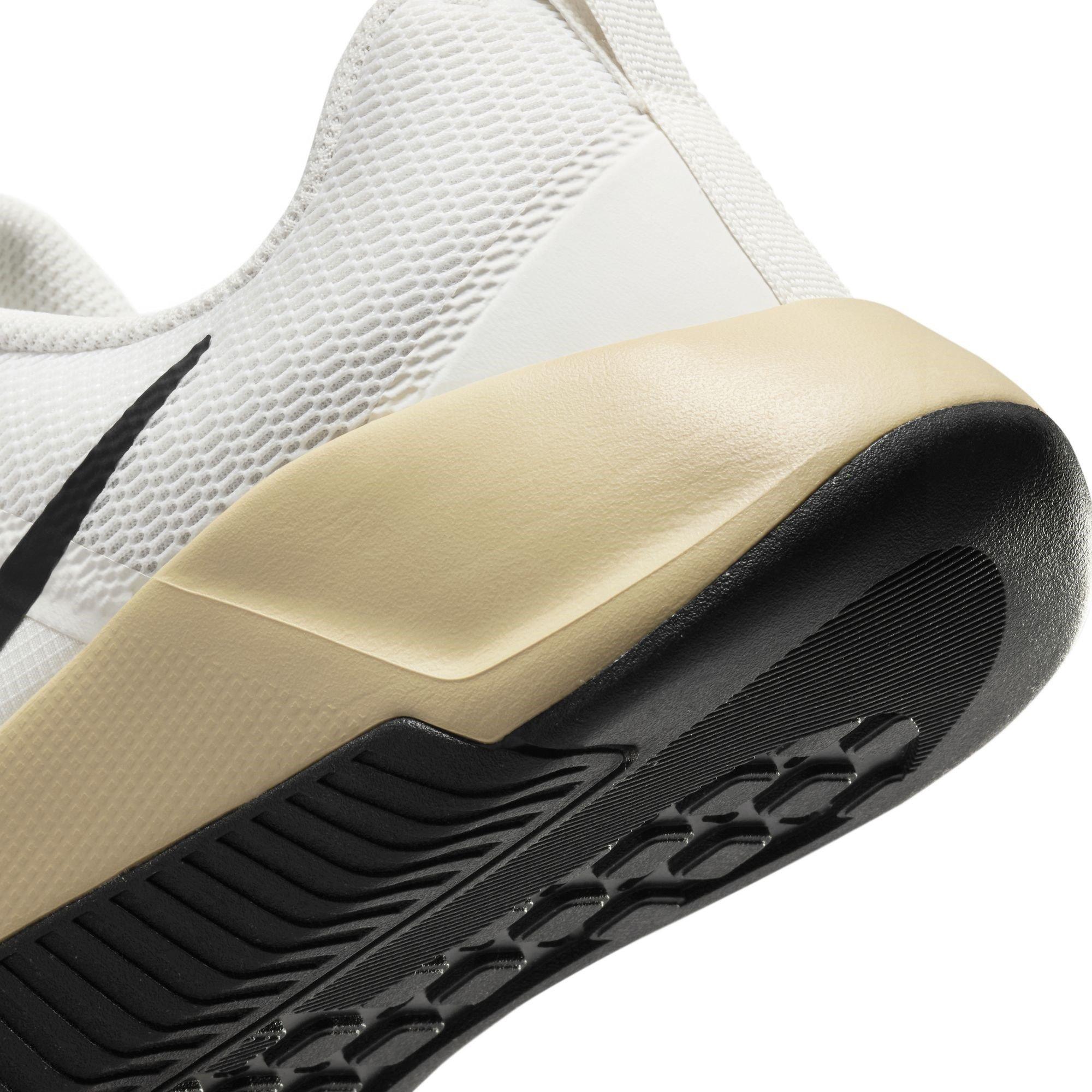 Nike MC Trainer 3