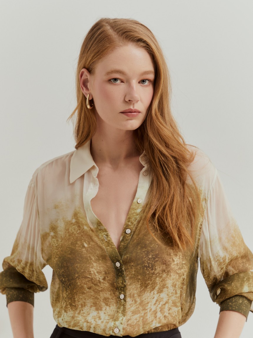 Camisa Fluida com Estampado Degradé