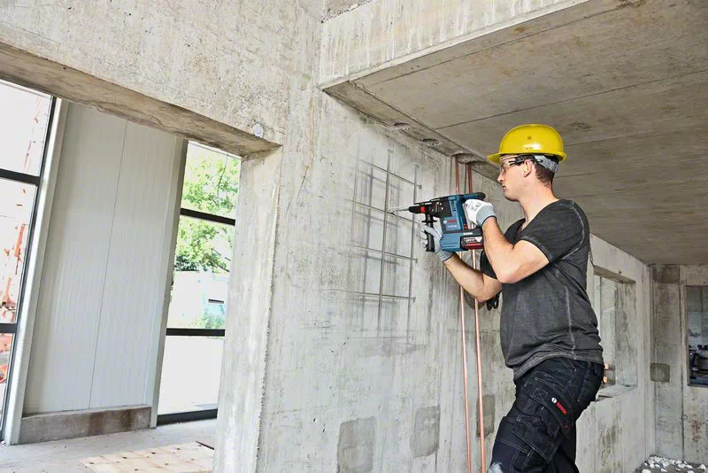Bosch Combo Kit 3 18V Tools: GSR 18V-110C + GWX 18V-10 P + GBH 18V-26F + 1 4.0 AH Battery (PROCORE) + 1 8 AH Battery (PROCORE) + GAL 18V-160 (L) Professional Edition