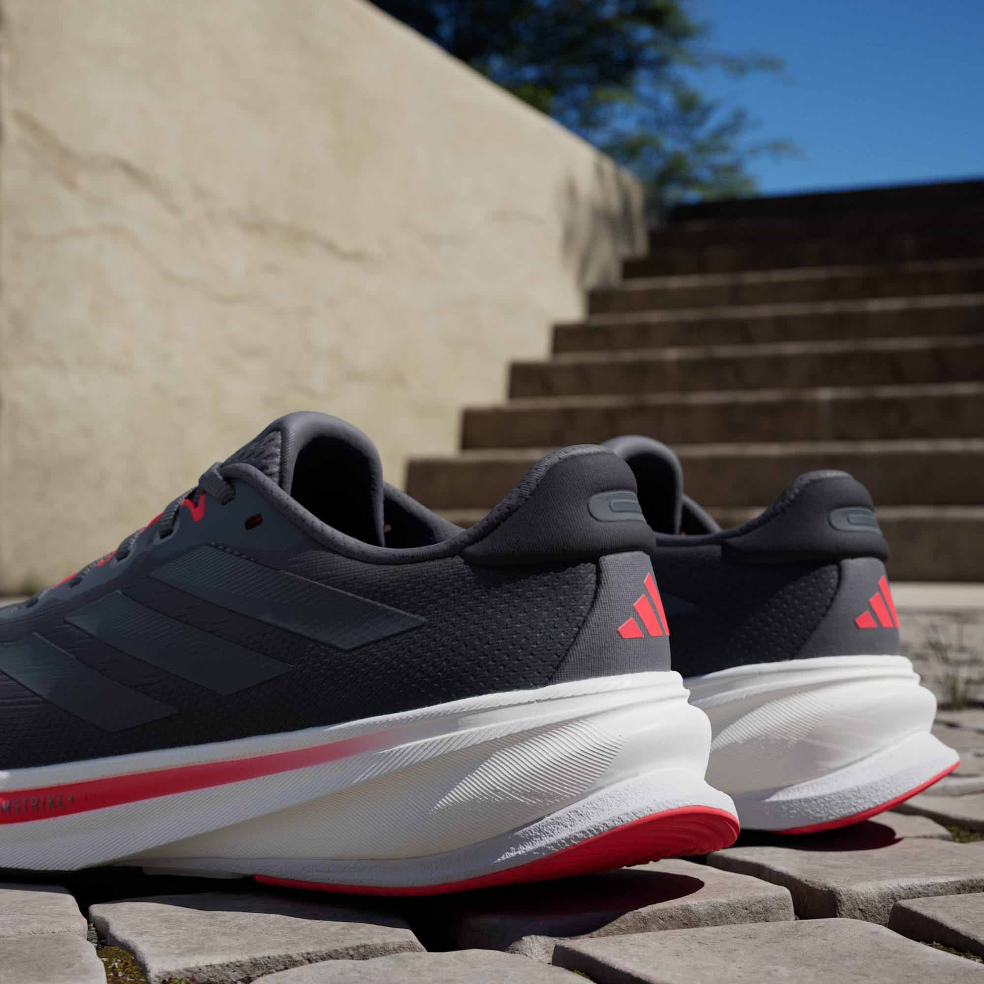 Supernova Rise 2 Herre Grey Five/Night Metallic/Lucid Red