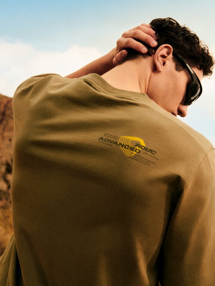 Camiseta estampada com bolso - Verde escuro