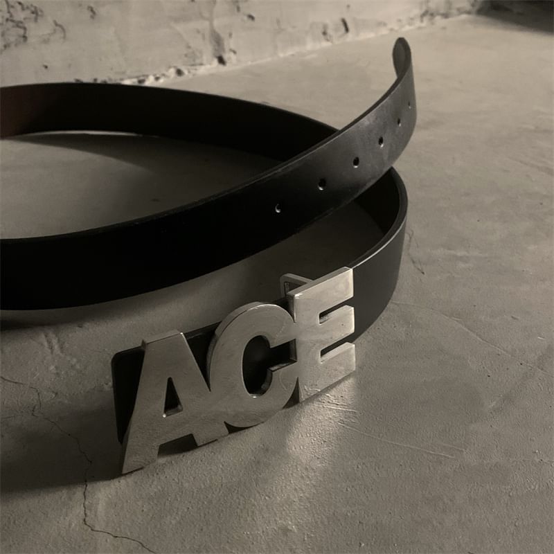 Maviyn - Kunstleren riem met letters
