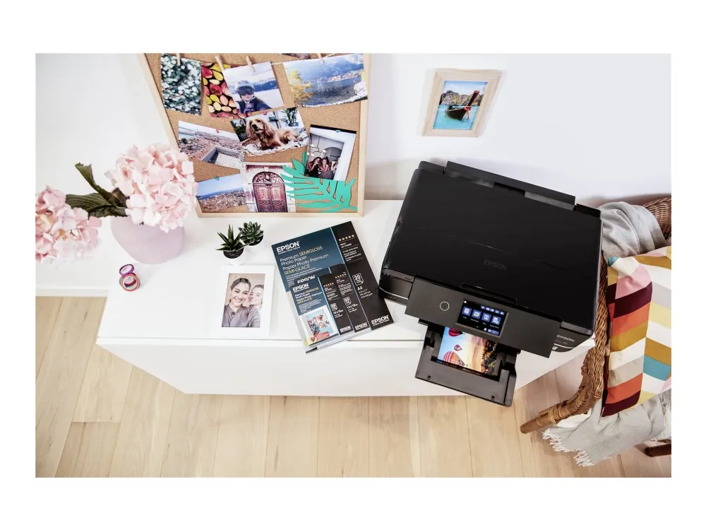 Epson Expression Photo XP-970 Small-in-One - Multifunktionsprinter - farve - blækprinter - A4 (210 x 297 mm) (original) - A3 (medie) - op til 8.1 spm (kopiering) - op til 8.5 spm (udskriver) - 100 ark - USB 2.0, LAN, Wi-Fi(n), USB vært