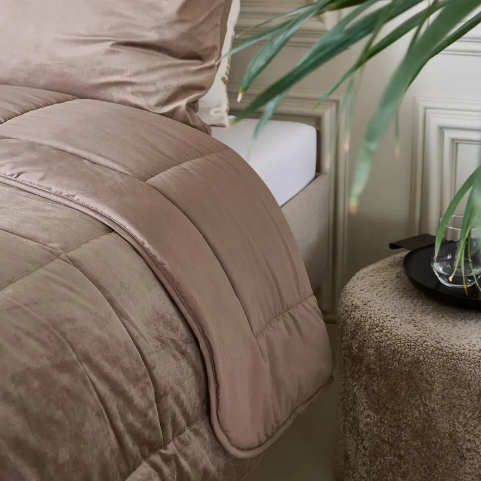 Dekbed zonder Overtrek Velvet 240x200 – Superzacht & Wasbaar – Taupe