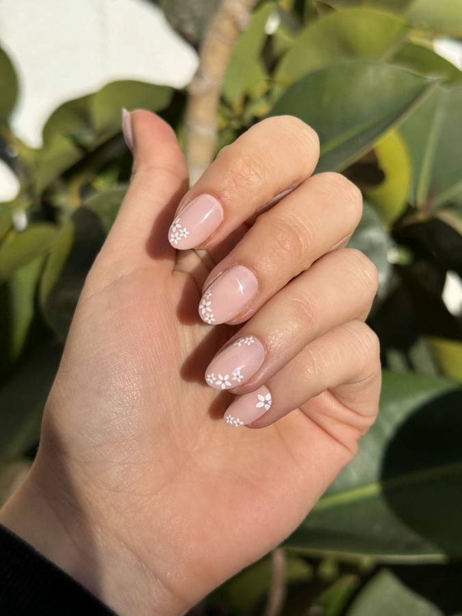DUFFBEAUTY Reusable Press-on Manicure Lovely Daisy