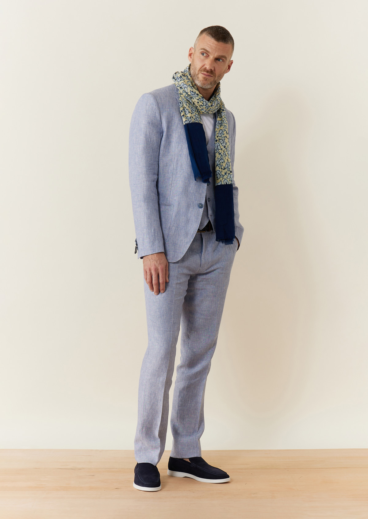 Pantalon coordonnable Slim en lin uni bleu ciel