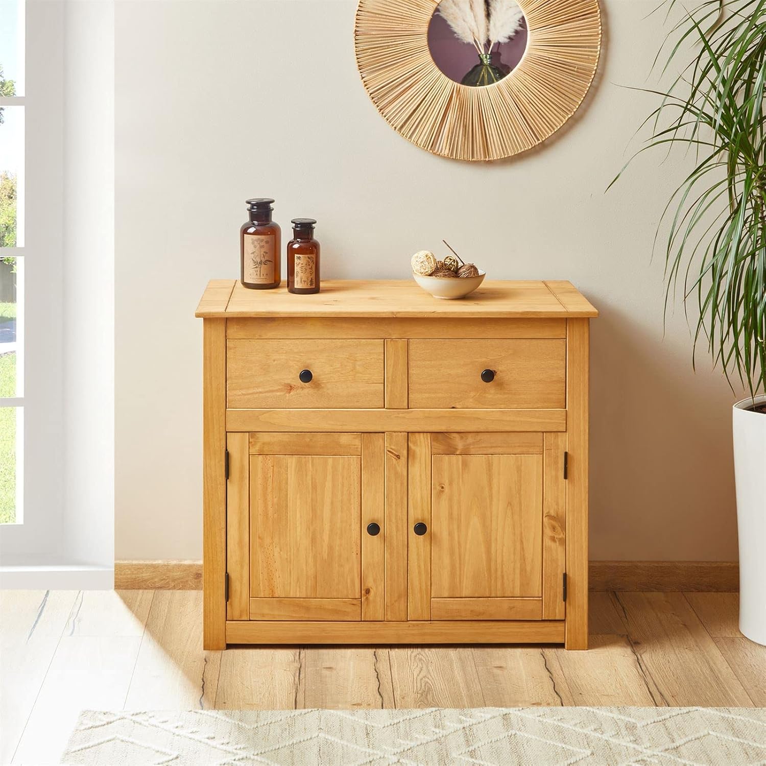 CARO-Möbel Kommode Cancun im Landhaus Stil aus Kiefer massiv, Moderne Anrichte mit 2 Schubladen und Türen, Sideboard mit gebeizter gewachster Oberfläche