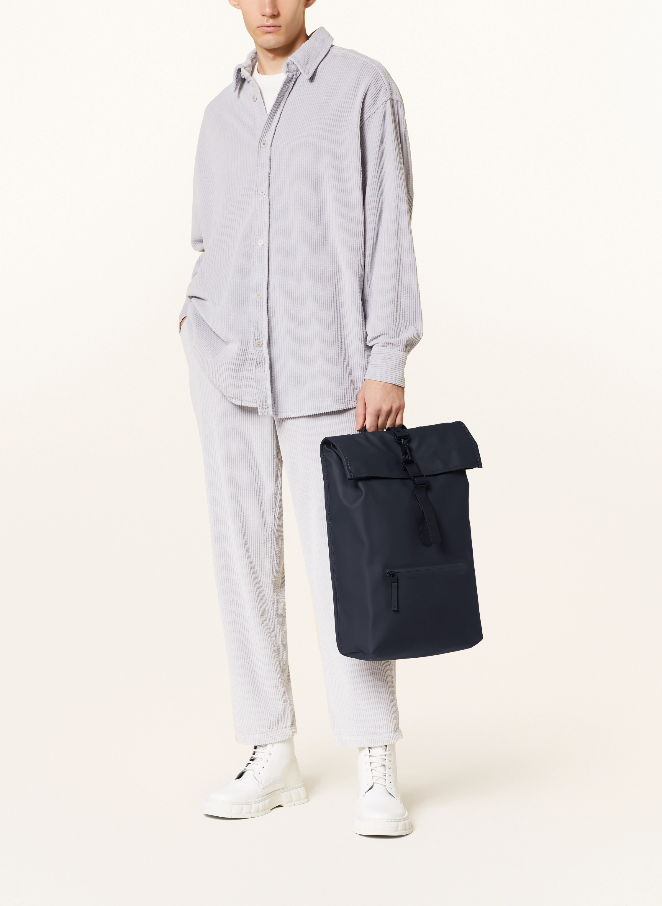 RAINS Rucksack mit Laptop-Fach